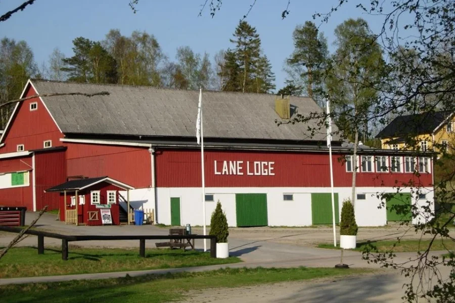 Lane Loge