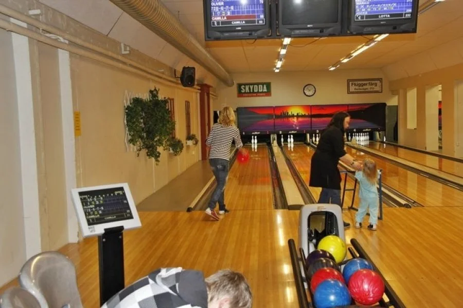 KW Bowling
