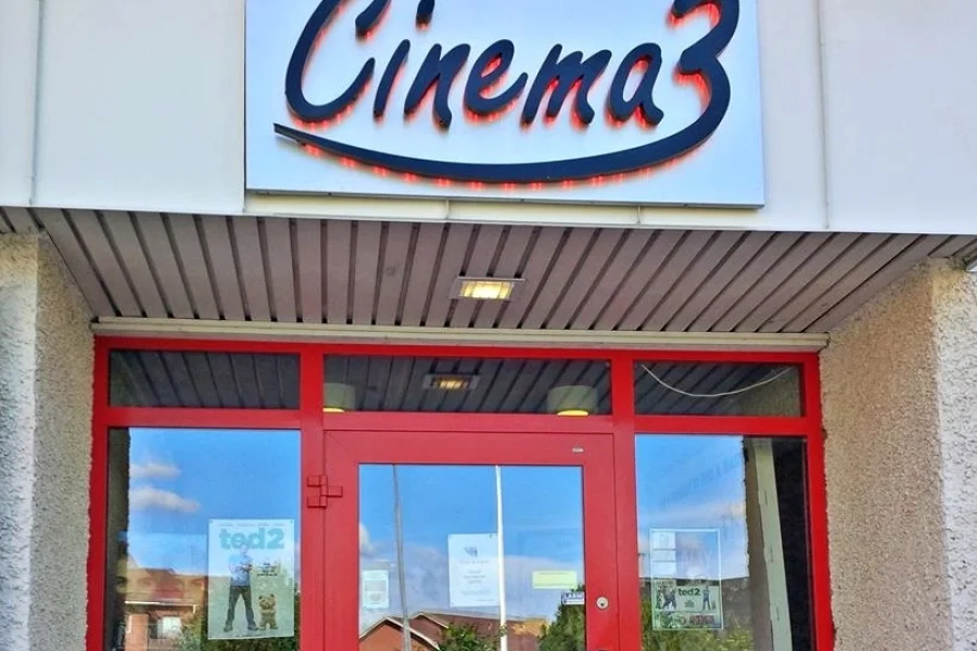 Cinema 3