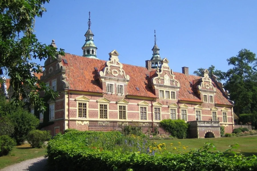 Vrams Gunnarstorps Slott