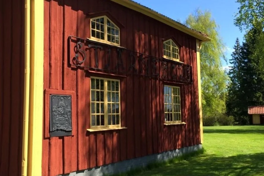 Stierngranats Muséer och Pyramid