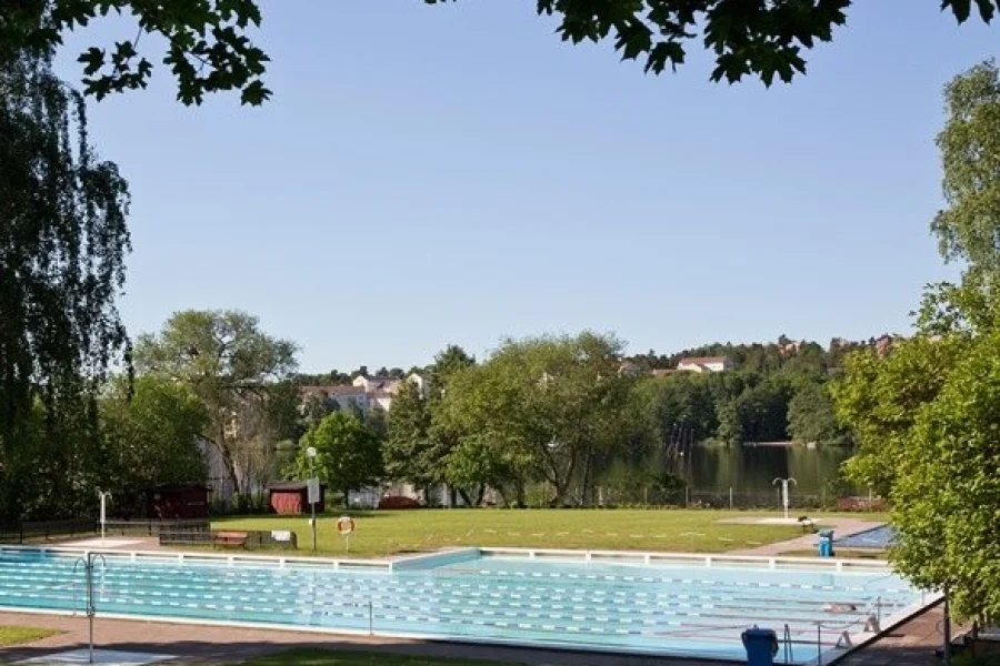 Huvudstabadet
