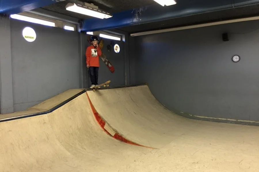 Skatehall, Fritidsgården Brynjan