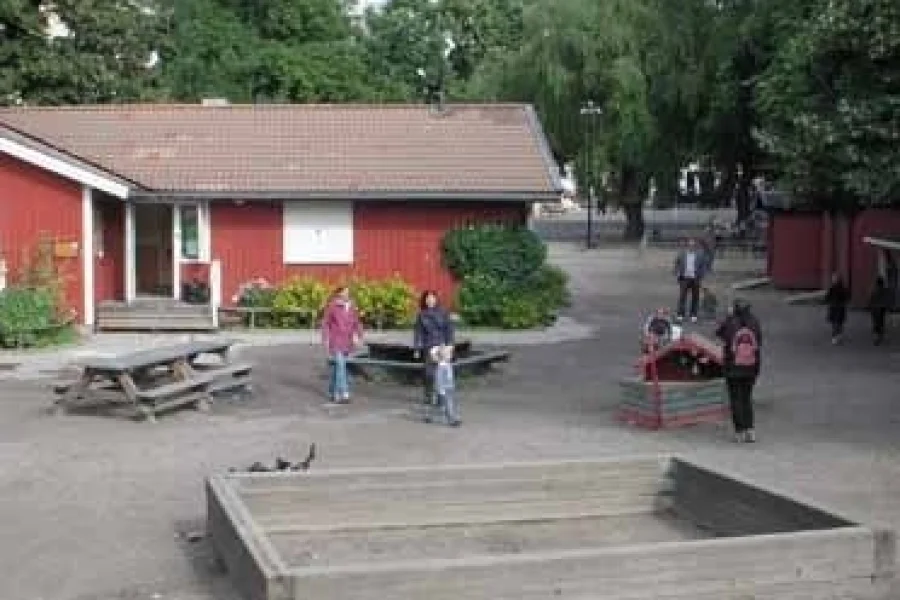 Parkleken Skånegläntan