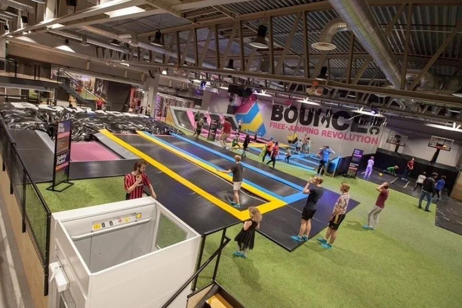 BOUNCE