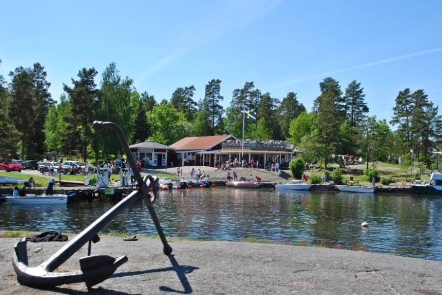 Torpöns Färjeläge Mat & Camp