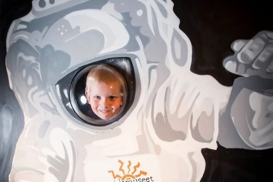 2047 Science Center