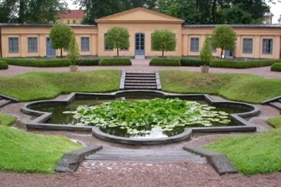 Linnéträdgården med Linnémuseet