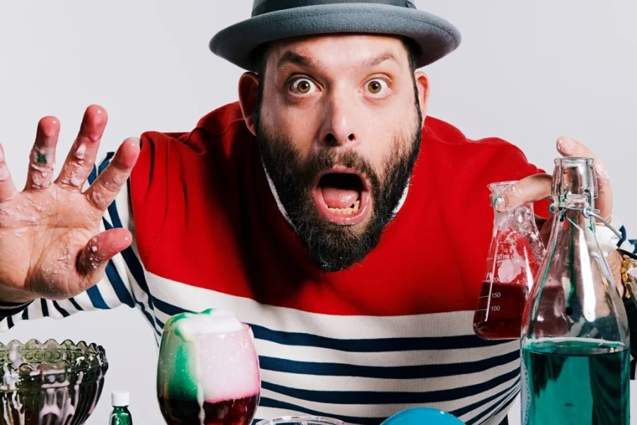 Bebbe Singer kommer och experimenterar under Litteralund.