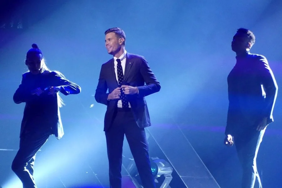 Melodifestivalvinnaren till Sommarfesten