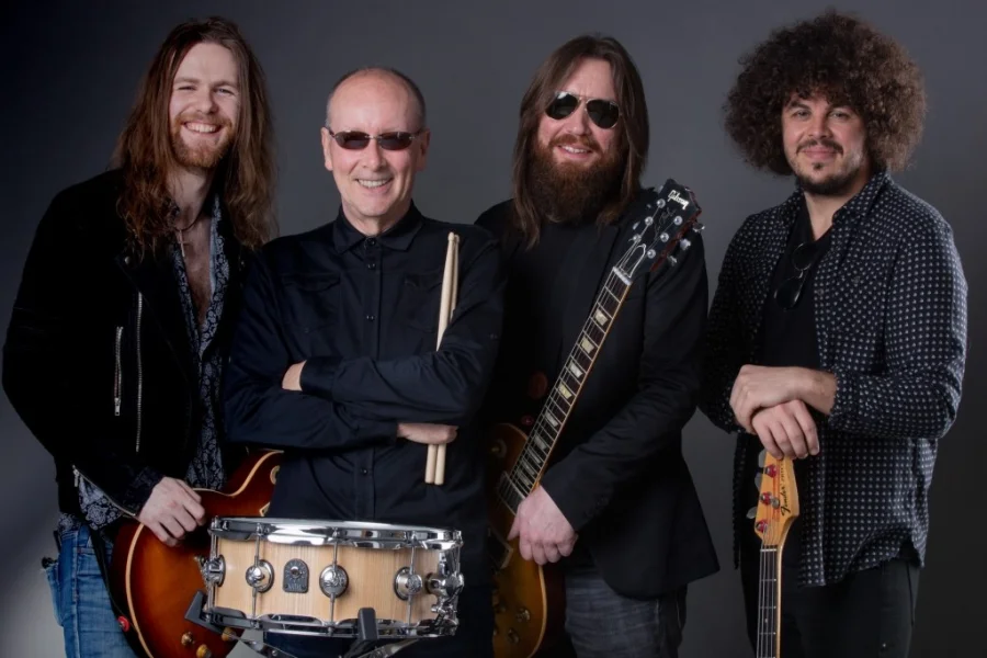 Det blir alla de klassiska Thin Lizzy-hitsen när Brian Downey's Alive And Dangerous lirar på Sweden Rock denna sommar.