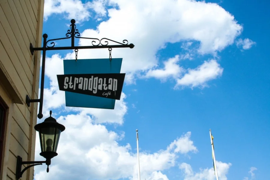 Café Strandgatan skippar kontanterna