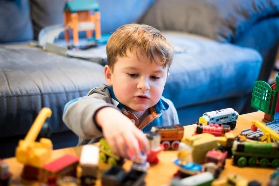 Lego- och loppislov på Järnvägens museum