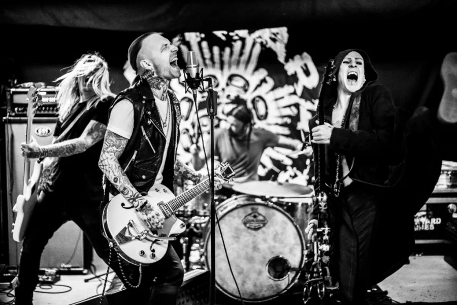 Backyard Babies firar 30 år med ny platta och turné