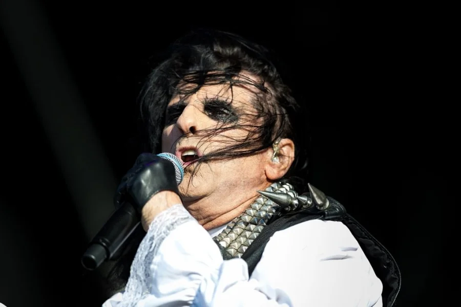 Alice Cooper till Sverige i höst