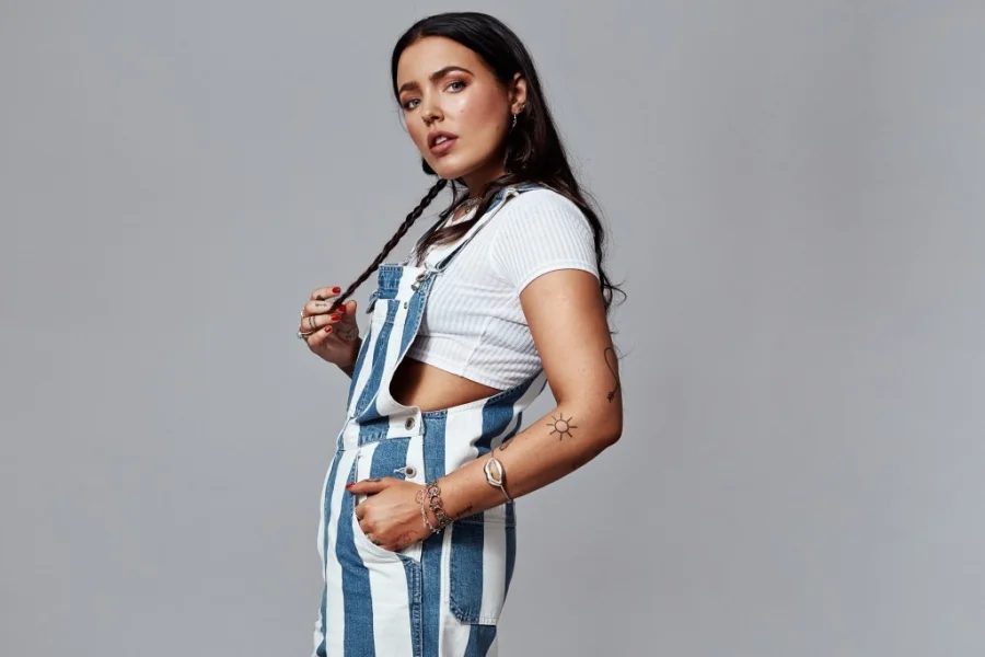 Se Miriam Bryant på Grönan och Furuvik i sommar