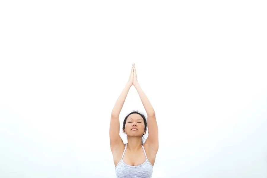 Morgonyoga vid kanalen