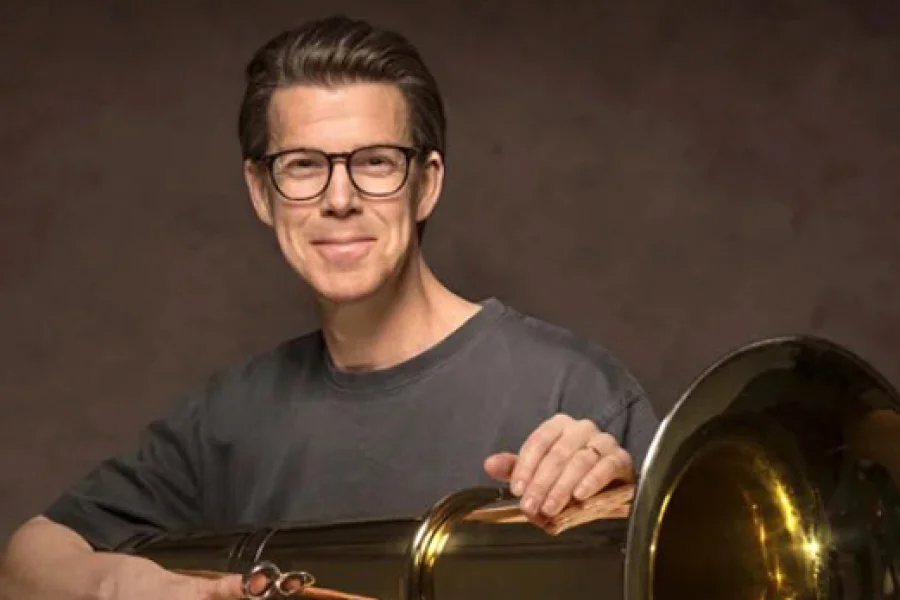 Stort Brass