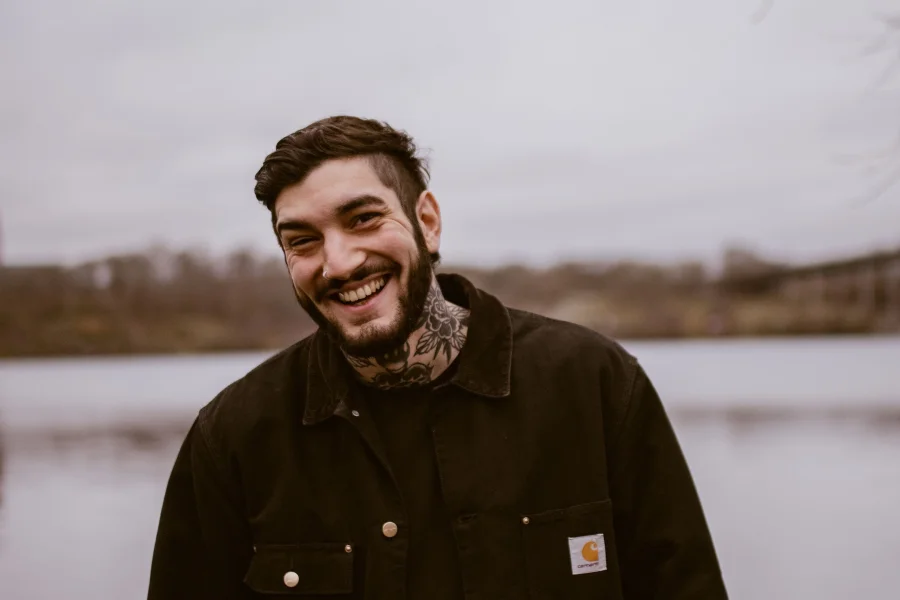 Attila Yoldas – Från en kille till en annan