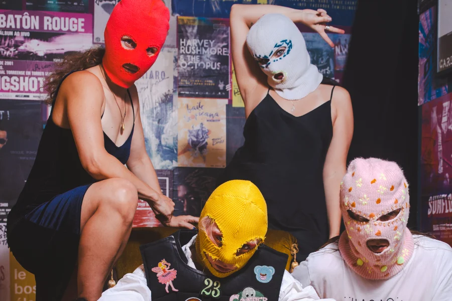 Pussy Riot – Riot Days