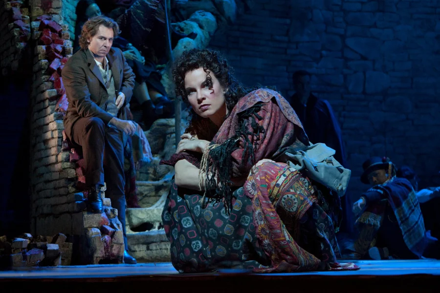 Operabio: Carmen