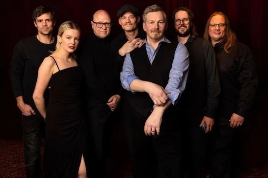 Fredrik Hangasjärvi Orkester med Sanna Kalla