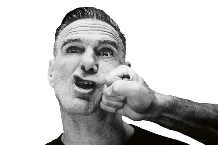Bryan Adams - Roll with the punches | Platinumbiljetter