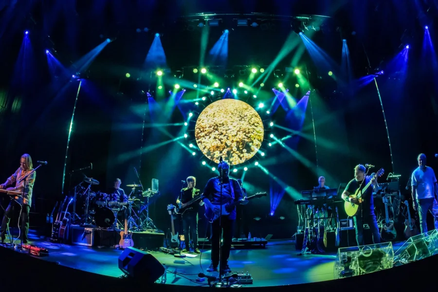 Shine On You - In the flesh. A journey into Pink Floyd.