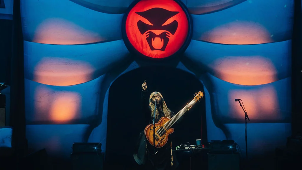 Thundercat med TiaCorine