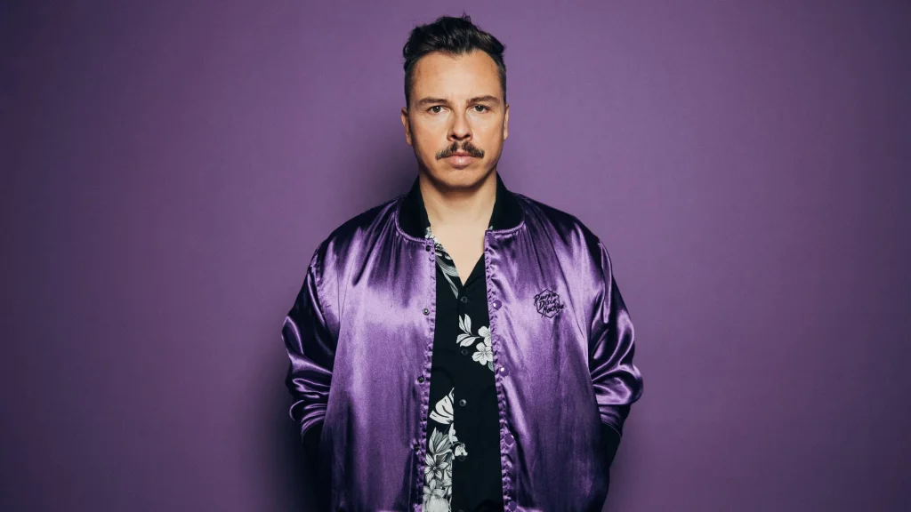 Purple Disco Machine – från 21 år
