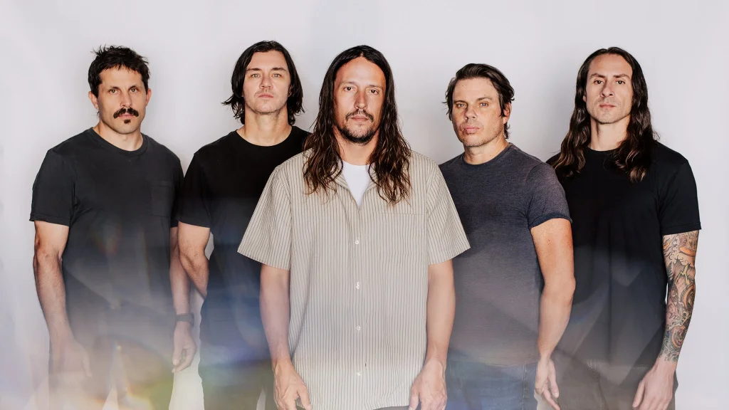 Saosin med Silent Planet