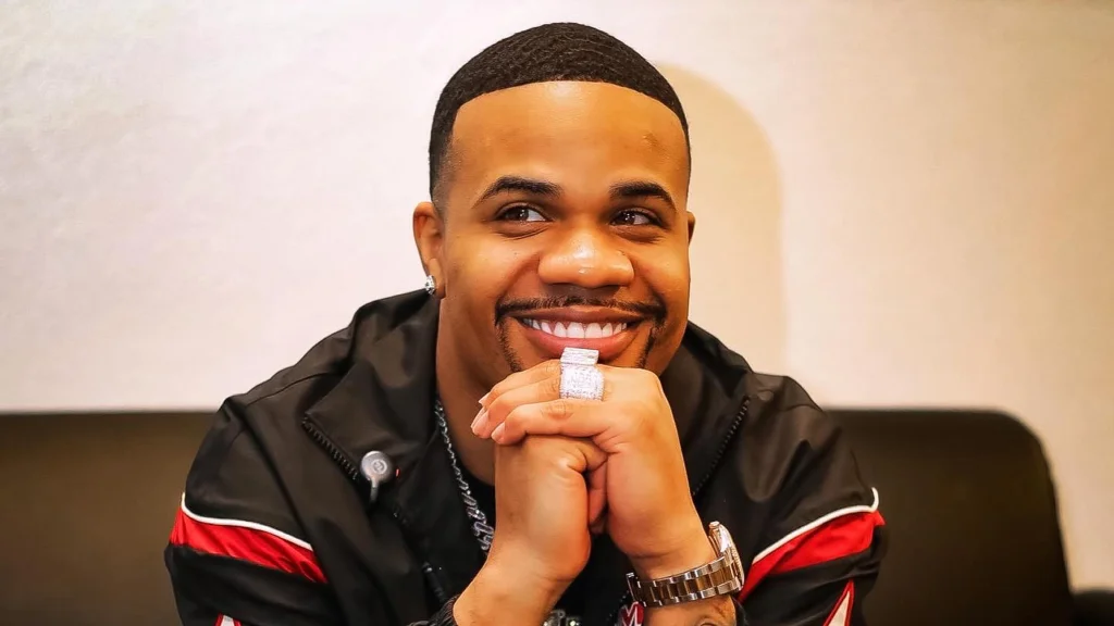 NY Comedy Festival presenterar Mojo Brookzz: Outta Pocket Comedy Tour