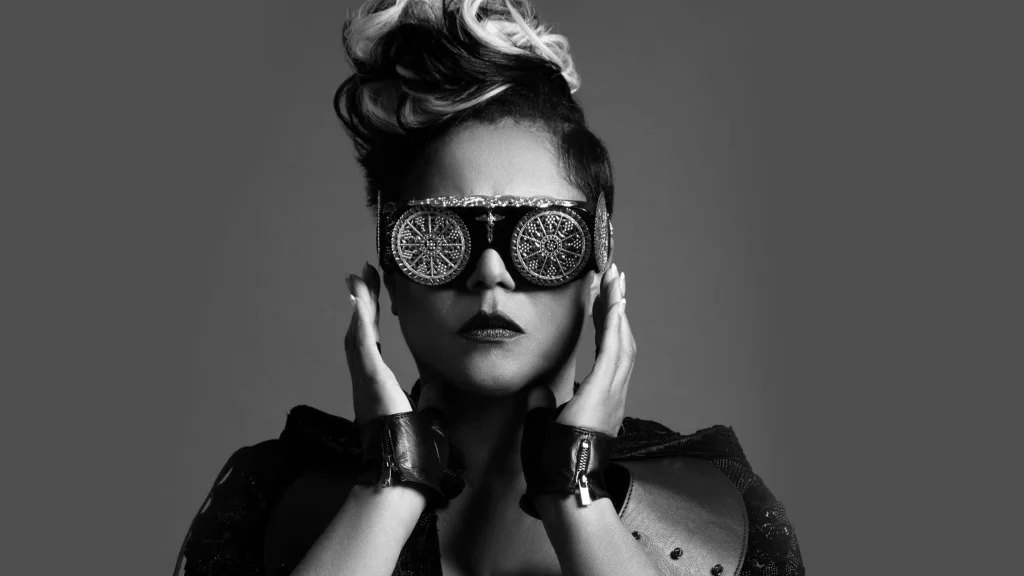 Crystal Waters presenterar: I Am House Orchestrated