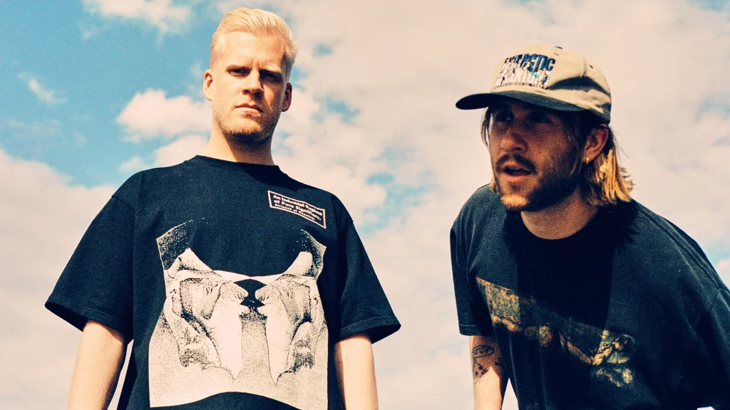 Snakehips, TWOFACED – 21 år och äldre