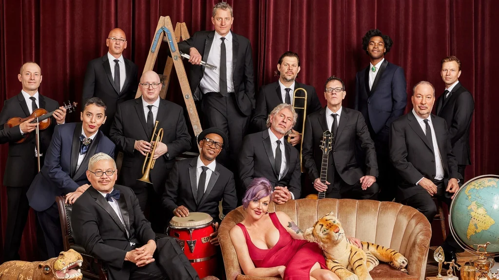 Pink Martini All-Stars presenterar A Season of Stars
