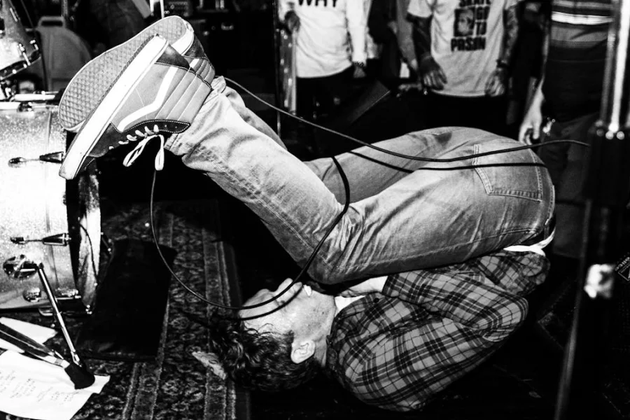 Career Suicide + Korta shorts