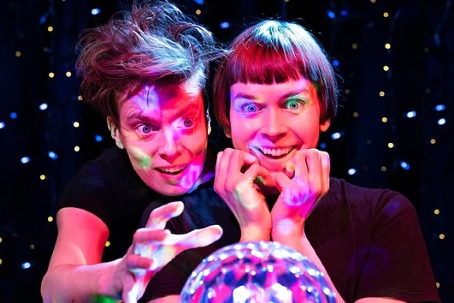 Stjärnhimlar med Uusi Teatteri