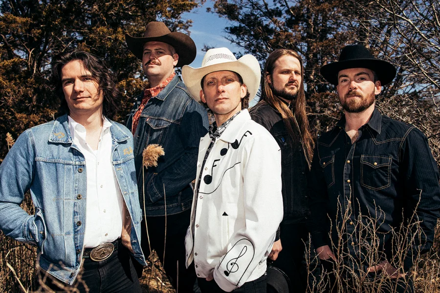 Ward Hayden & the Outliers