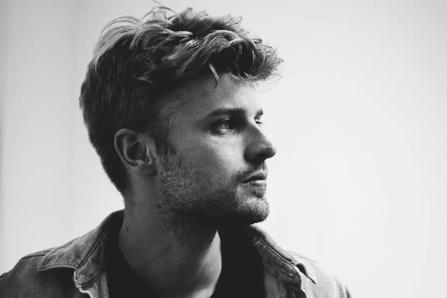 Sandro Cavazza