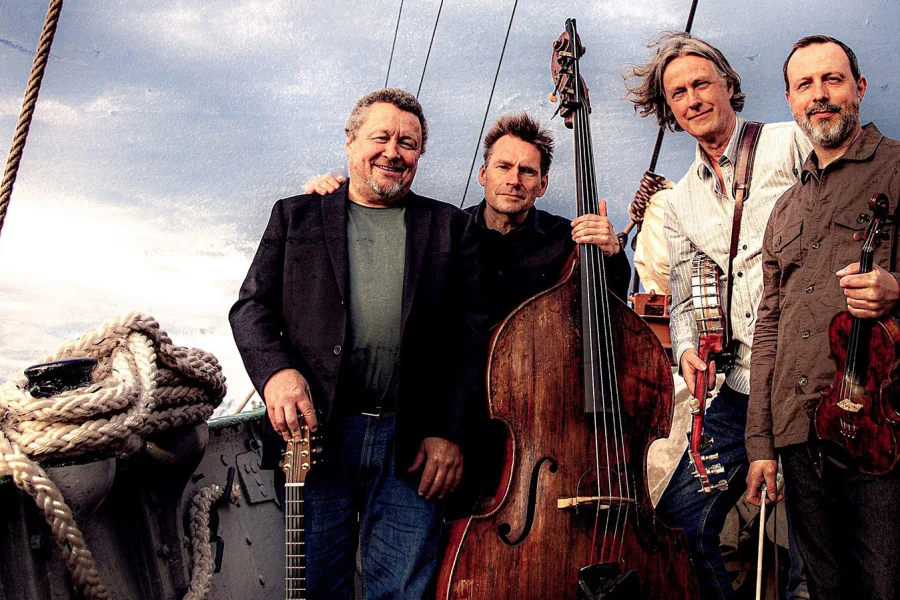 Quilty – Out on the Ocean