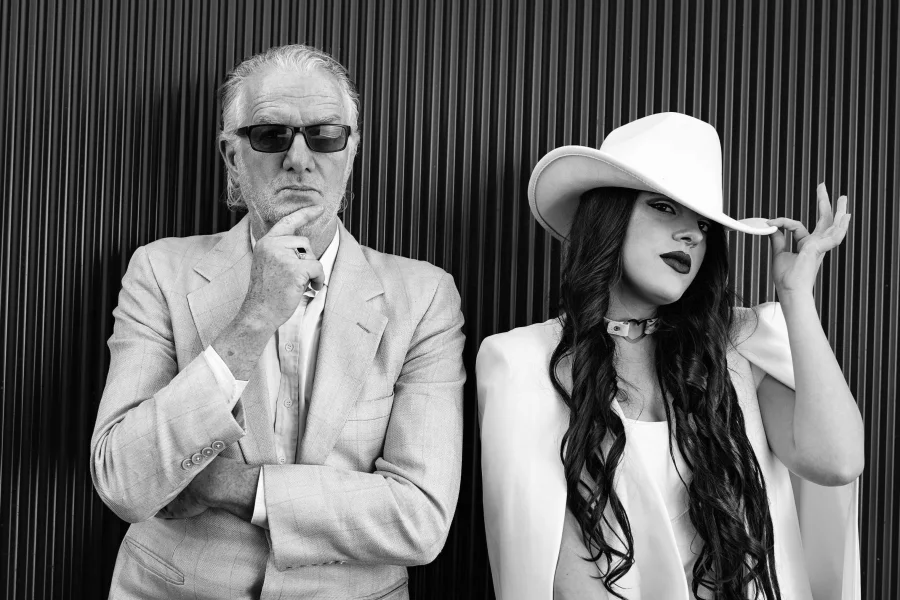 Mick Harvey & Amanda Acevedo
