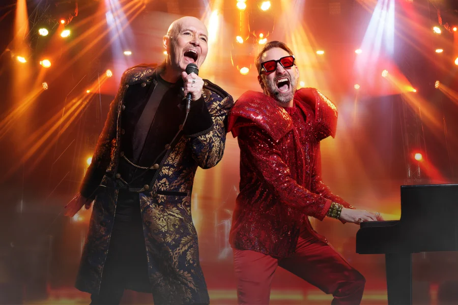Elton John meets Freddie Mercury