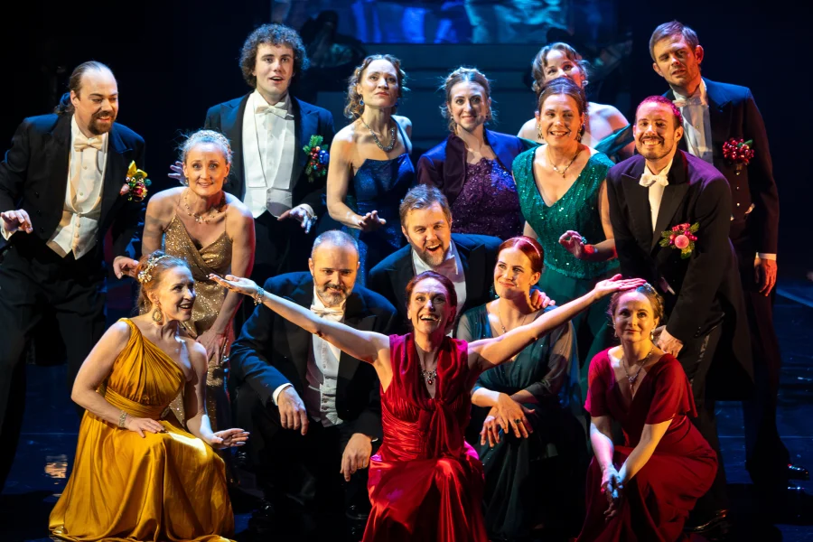 Julkonsert med Romeo & Julia Kören