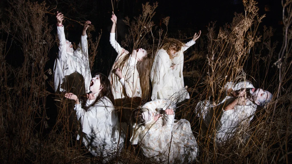 Elina Pirinen – Ghosts of Rosegarden