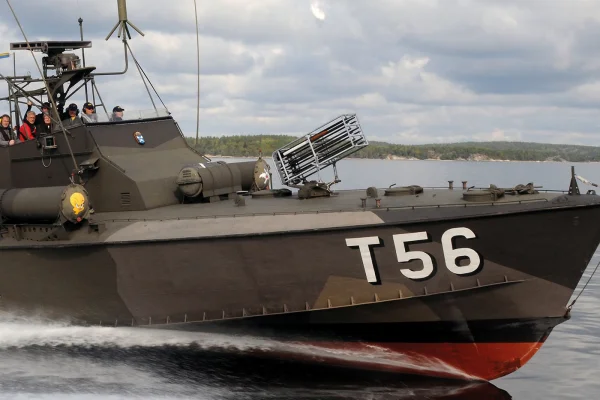 militärbåt
