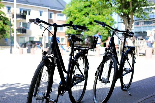 Vaxholm självguidad cykeltur Utforska skärgården