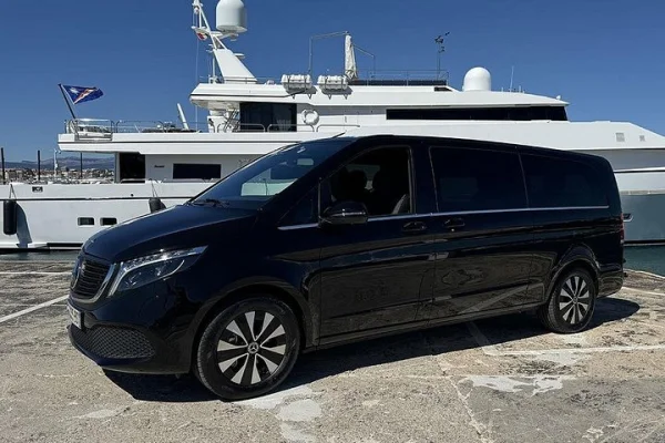 Flygplatstransfer: Stockholm till flygplatsen ARN med Luxury Van