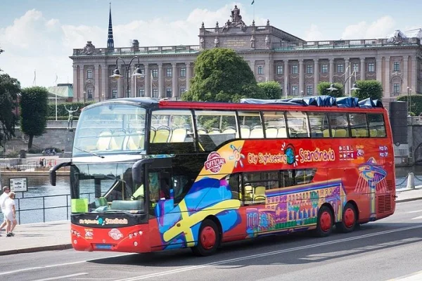 Stockholm Hop On-Hop Off buss sightseeing