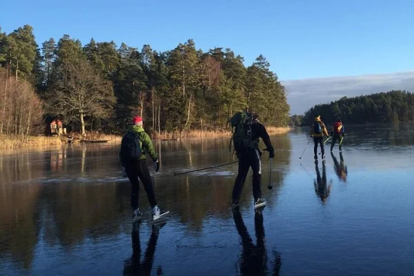 Stockholm Nordic Skridskoåkning med Lägereld Lunch – Nybörjare