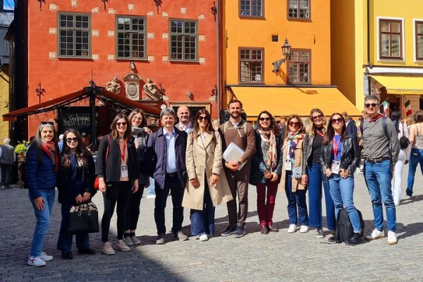 Vi går genom Gamla stan